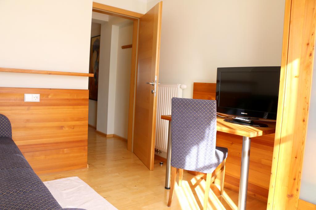 Hotel Binggl ماوترندورف المظهر الخارجي الصورة